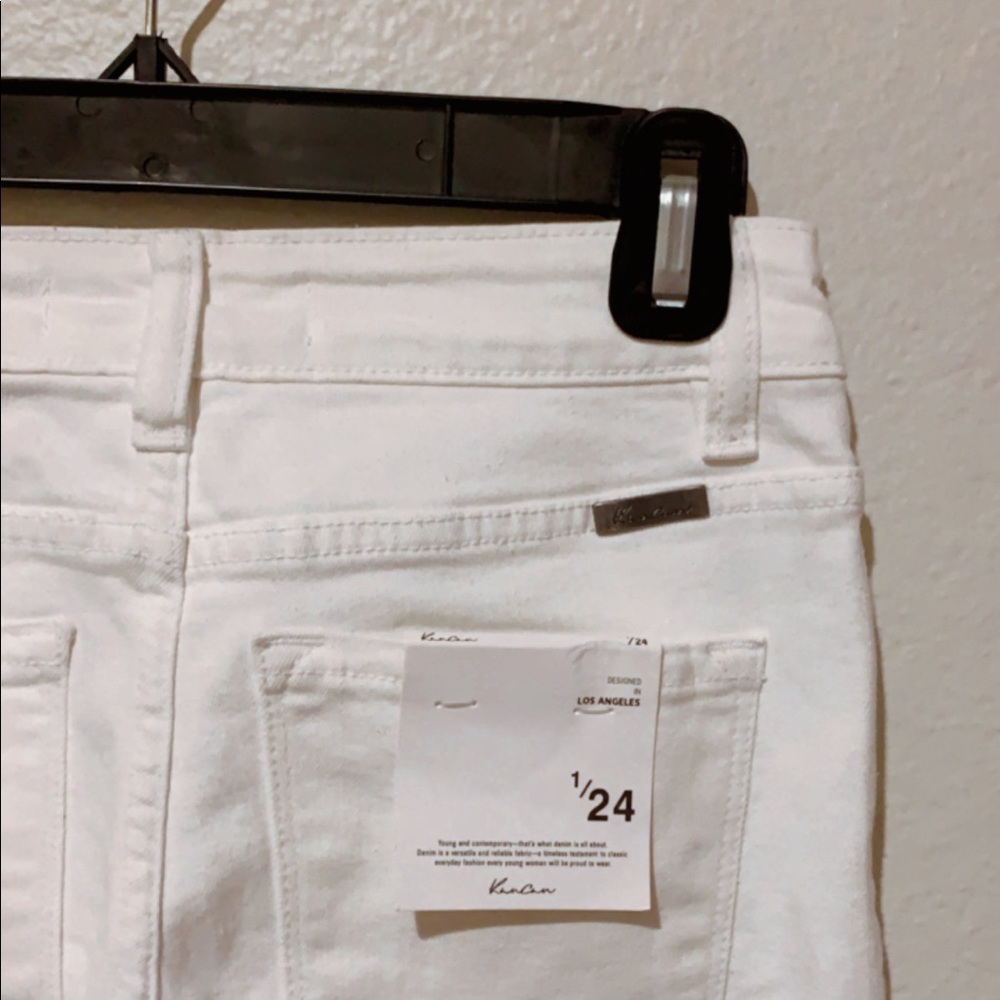 KanCan White Skinny Jeans with Tags!